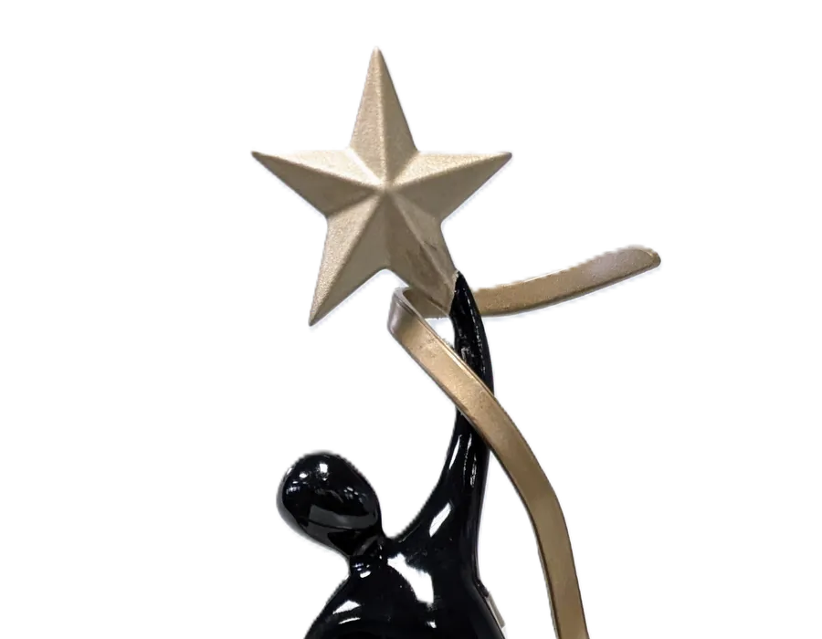 Spirit&nbsp;of&nbsp;the&nbsp;Entrepreneur&nbsp;award&nbsp;presented&nbsp;to&nbsp;Zef&nbsp;Neemuchwala