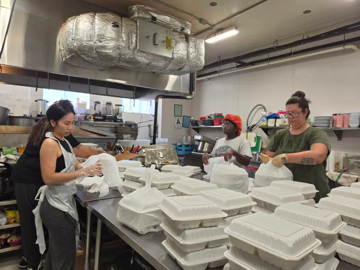 SciCook&nbsp;volunteer&nbsp;contributing&nbsp;to&nbsp;community&nbsp;programs