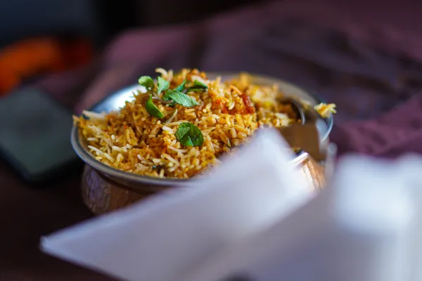 Plate&nbsp;of&nbsp;fragrant&nbsp;lamb&nbsp;biryani