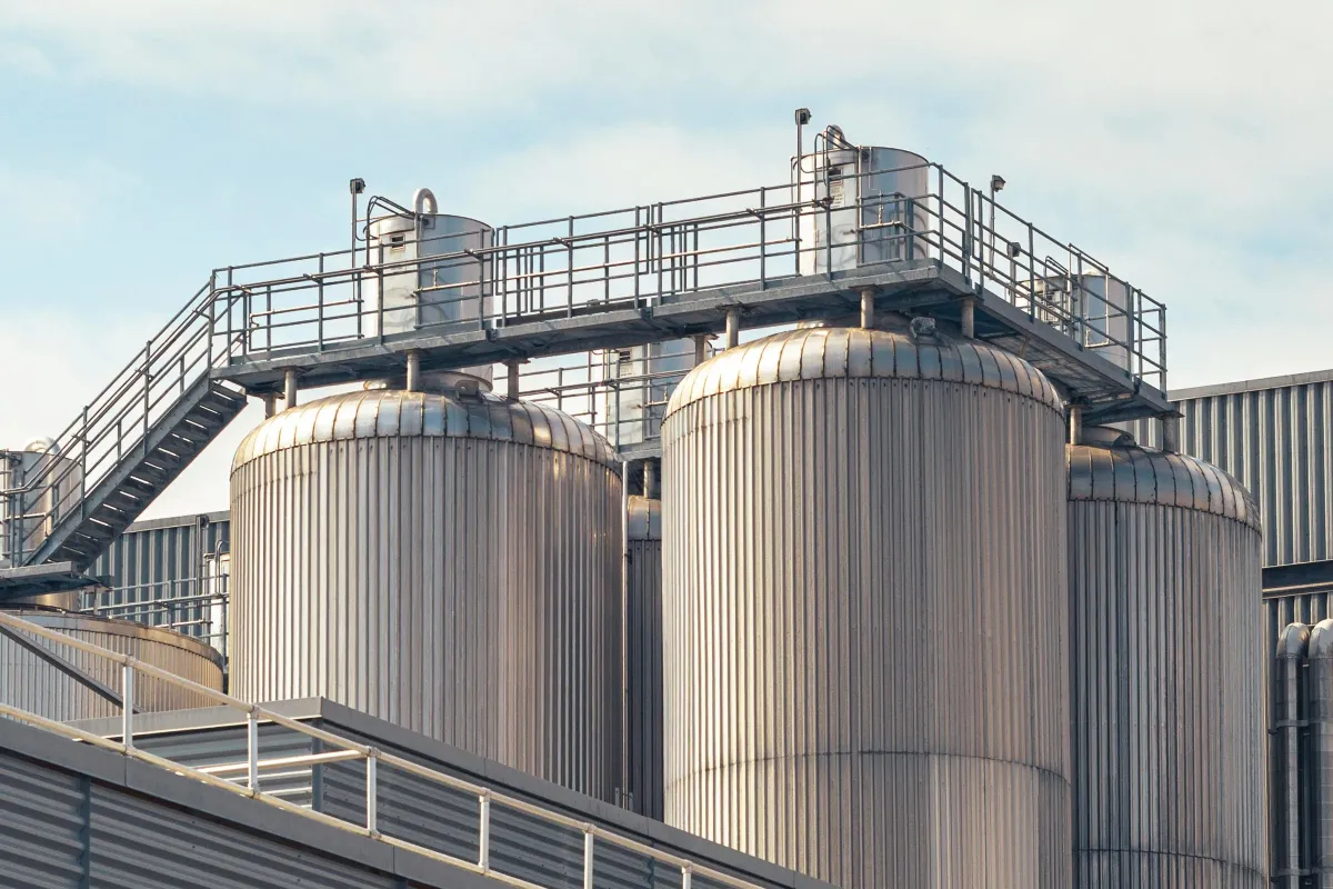Industrial resin manufacturing tanks and process equipment