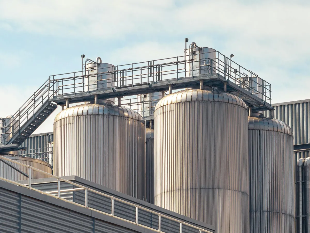 Industrial resin manufacturing tanks and process equipment